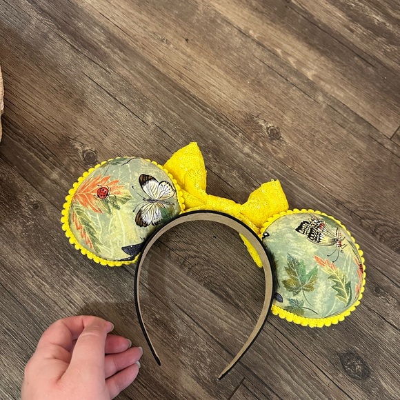 Handmade Nature Inspired Mouse Ears - Picture 2 of 3